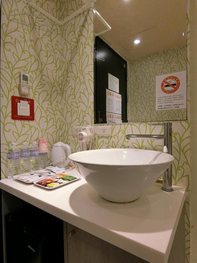 Taiwan Seven Days Boutique Hotel Тайбэй Экстерьер фото