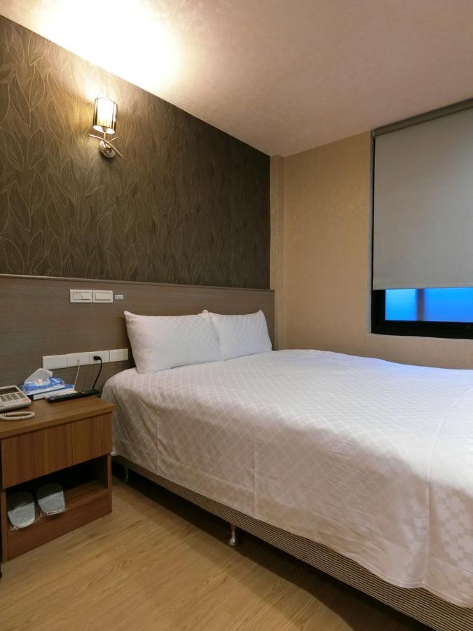 Taiwan Seven Days Boutique Hotel Тайбэй Экстерьер фото