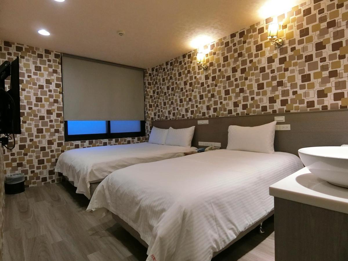 Taiwan Seven Days Boutique Hotel Тайбэй Экстерьер фото