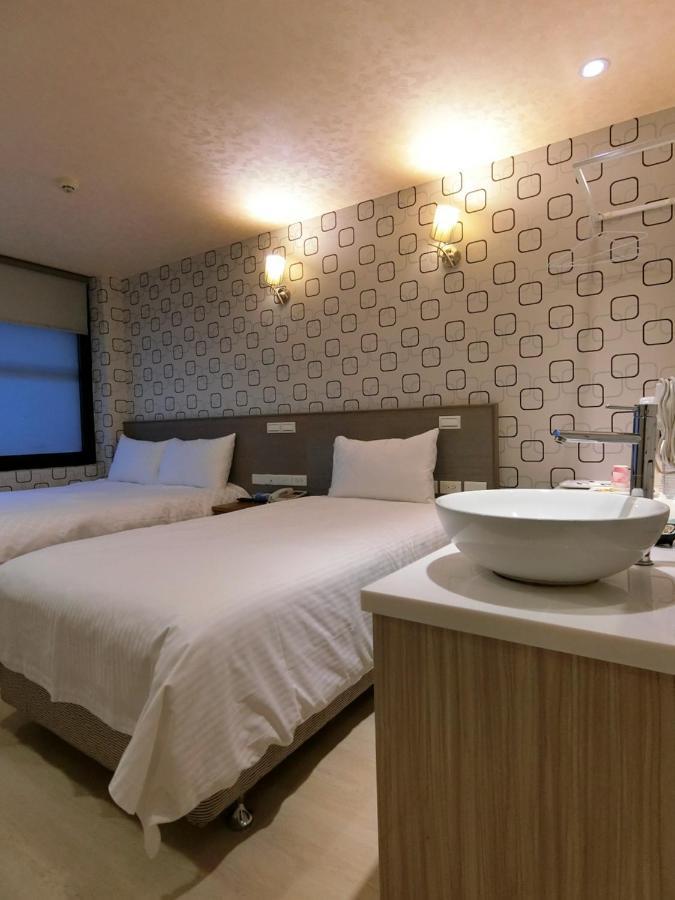 Taiwan Seven Days Boutique Hotel Тайбэй Экстерьер фото